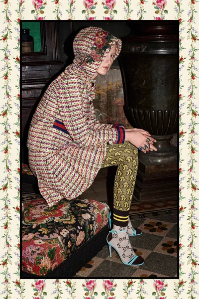 Look 54